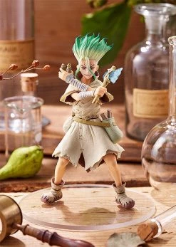 TOY TOKYO Good Smile Company: Dr. Stone - Pop Up Parade Senku Ishigami Figure