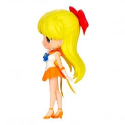 TOY TOKYO Banpresto X Bandai: Pretty Guardian Sailor Moon Eternal - Q Posket Super Sailor Venus Ver. A Figure