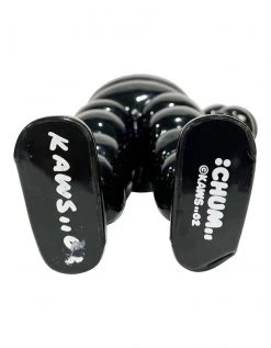 TOY TOKYO KAWS - Chum Black, 2002 15 TOY TOKYO KAWS - Chum Black, 2002