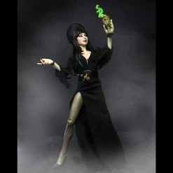 TOY TOKYO NECA: Elvira, Mistress Of The Dark 8