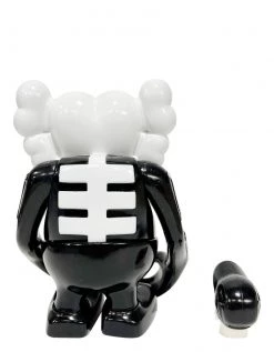 TOY TOKYO KAWS X Bounty Hunter - Skull Kun Black & White, 2006