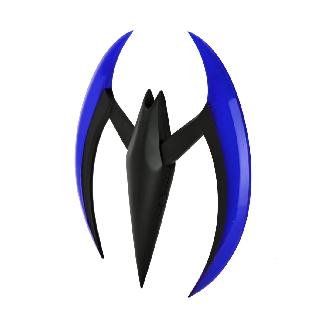 TOY TOKYO NECA: DC - Batman Beyond Prop Replica Batarang (Blue With Lights) 11 TOY TOKYO NECA: DC - Batman Beyond Prop Replica Batarang (Blue With Lights)