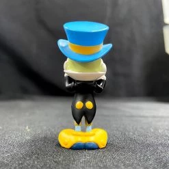 TOY TOKYO KAWS - Pinocchio & Jiminy Cricket, 2010