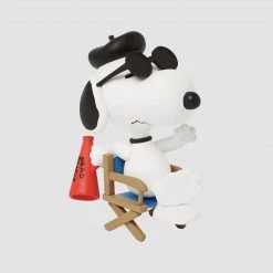 TOY TOKYO MEDICOM TOY: Peanuts Series 11 - Film Director Snoopy White Figure