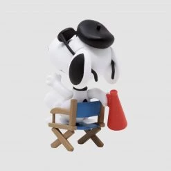 TOY TOKYO MEDICOM TOY: Peanuts Series 11 - Film Director Snoopy White Figure