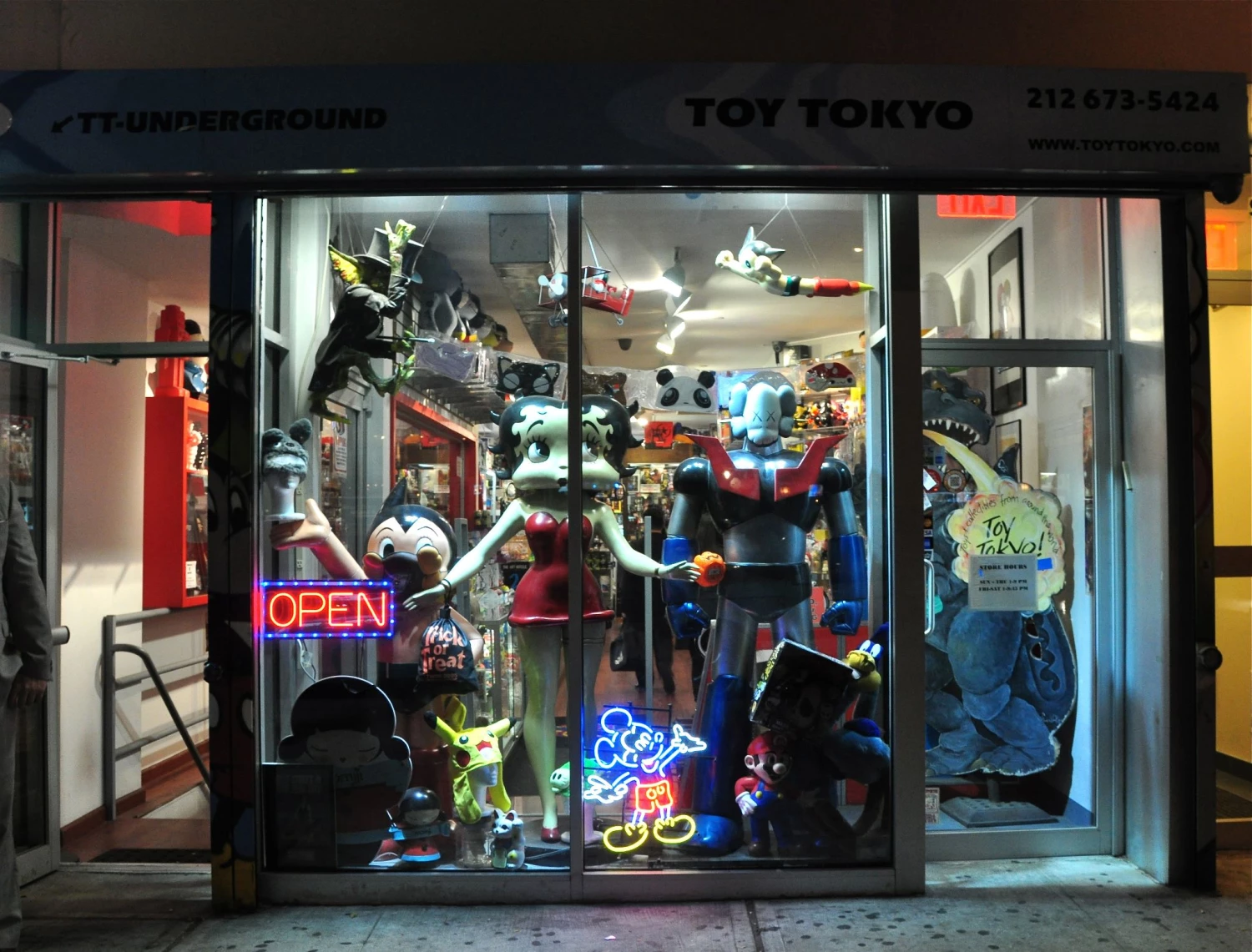 TOY TOKYO Sales 13 TOY TOKYO Sales -TOY TOKYO Sales 476760 375012695863552 329716108 o